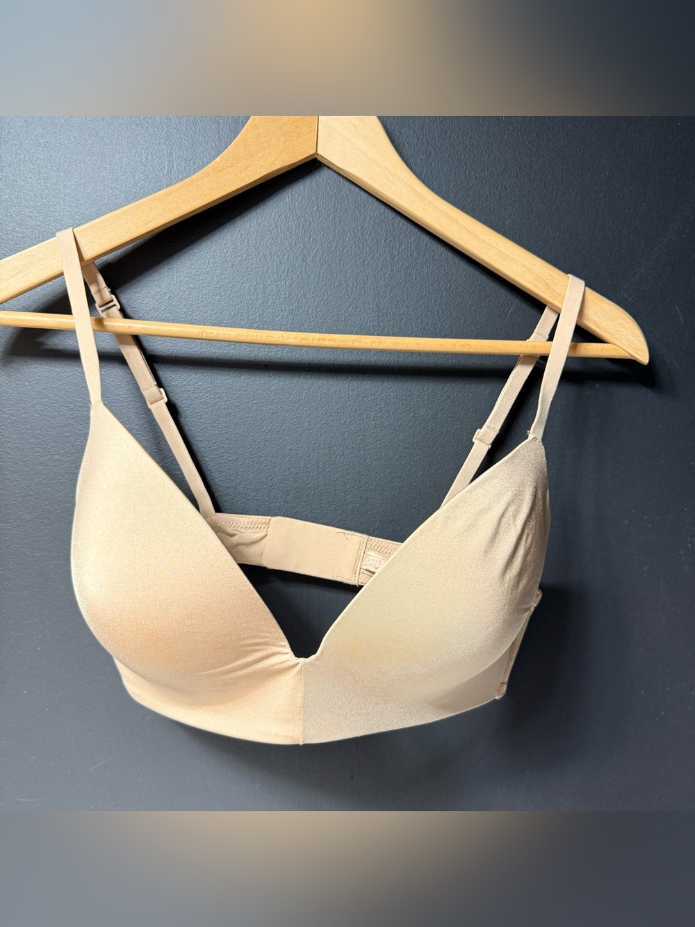 Wireless Form T-Shirt Bra SKIMS Size 34C